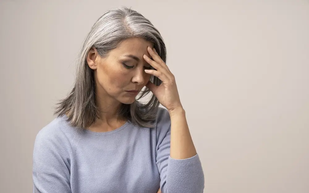 menopause symptoms in women.jpg